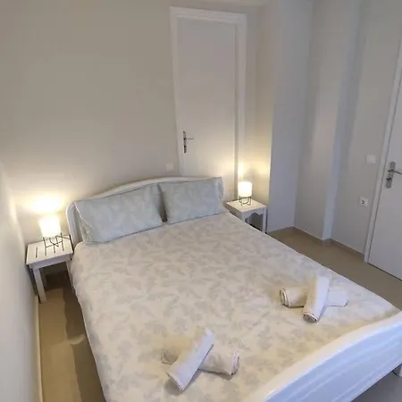 2 Bedroom Apartment *