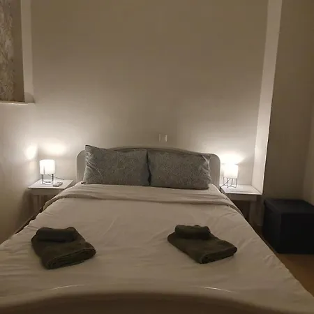 2 Bedroom 아파트 Vátos